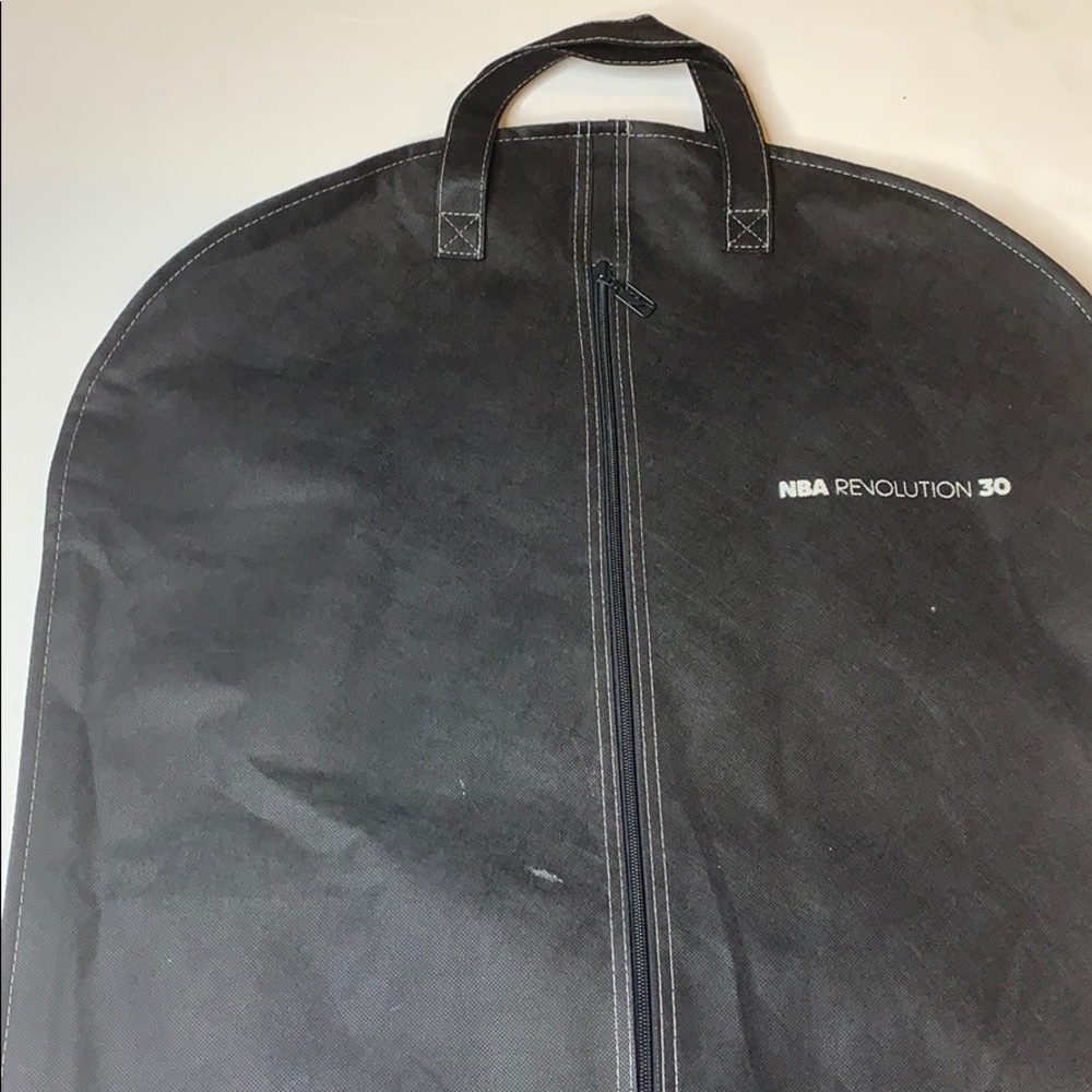 NBA Revolution 30 Garmet Bag - Picture 5 of 6